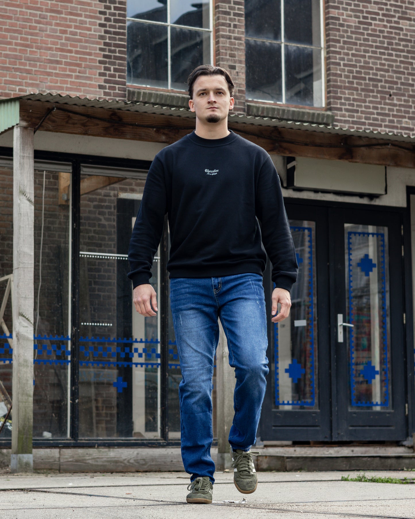 ICON SWEATER ZWART