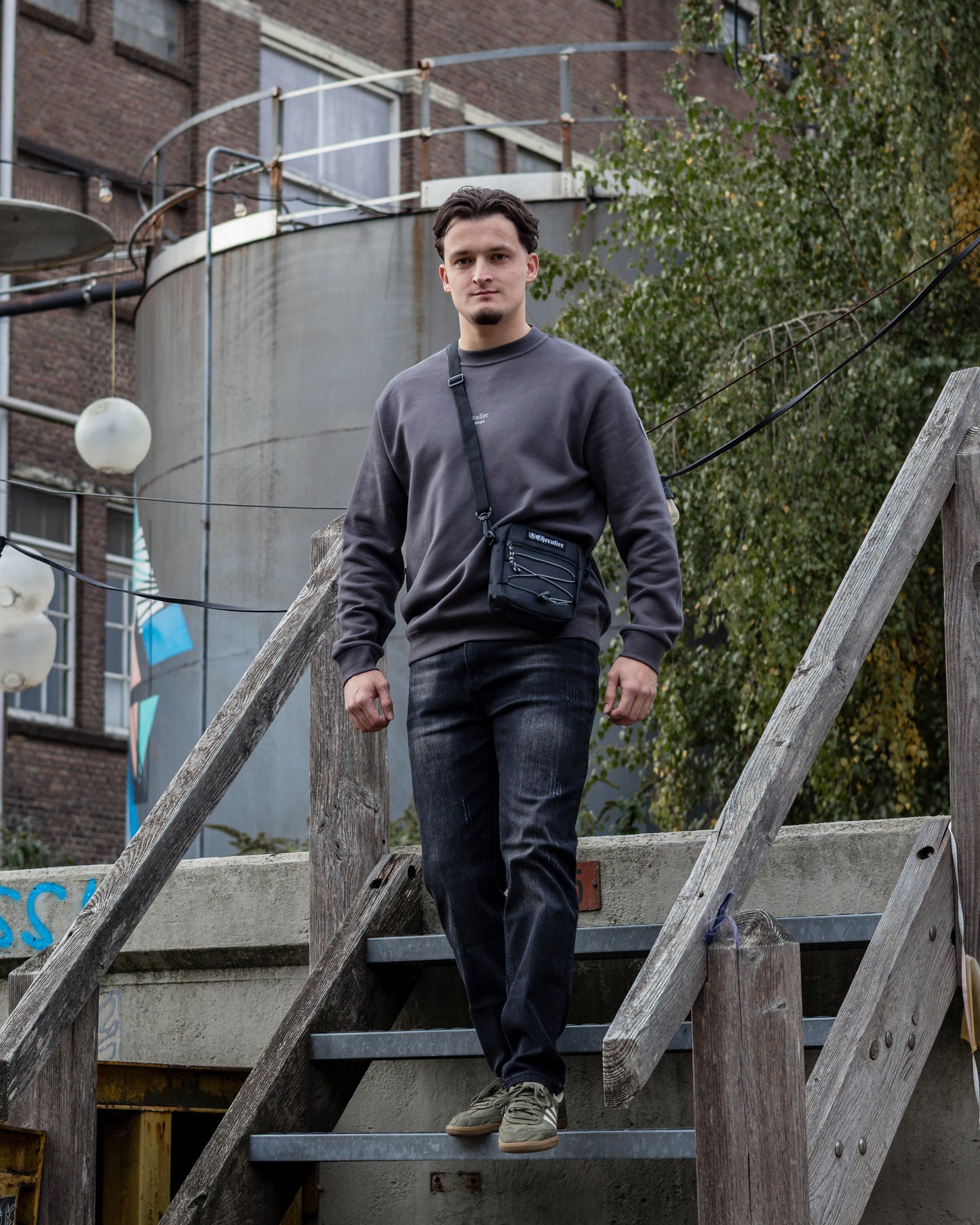ICON SWEATER GRIJS