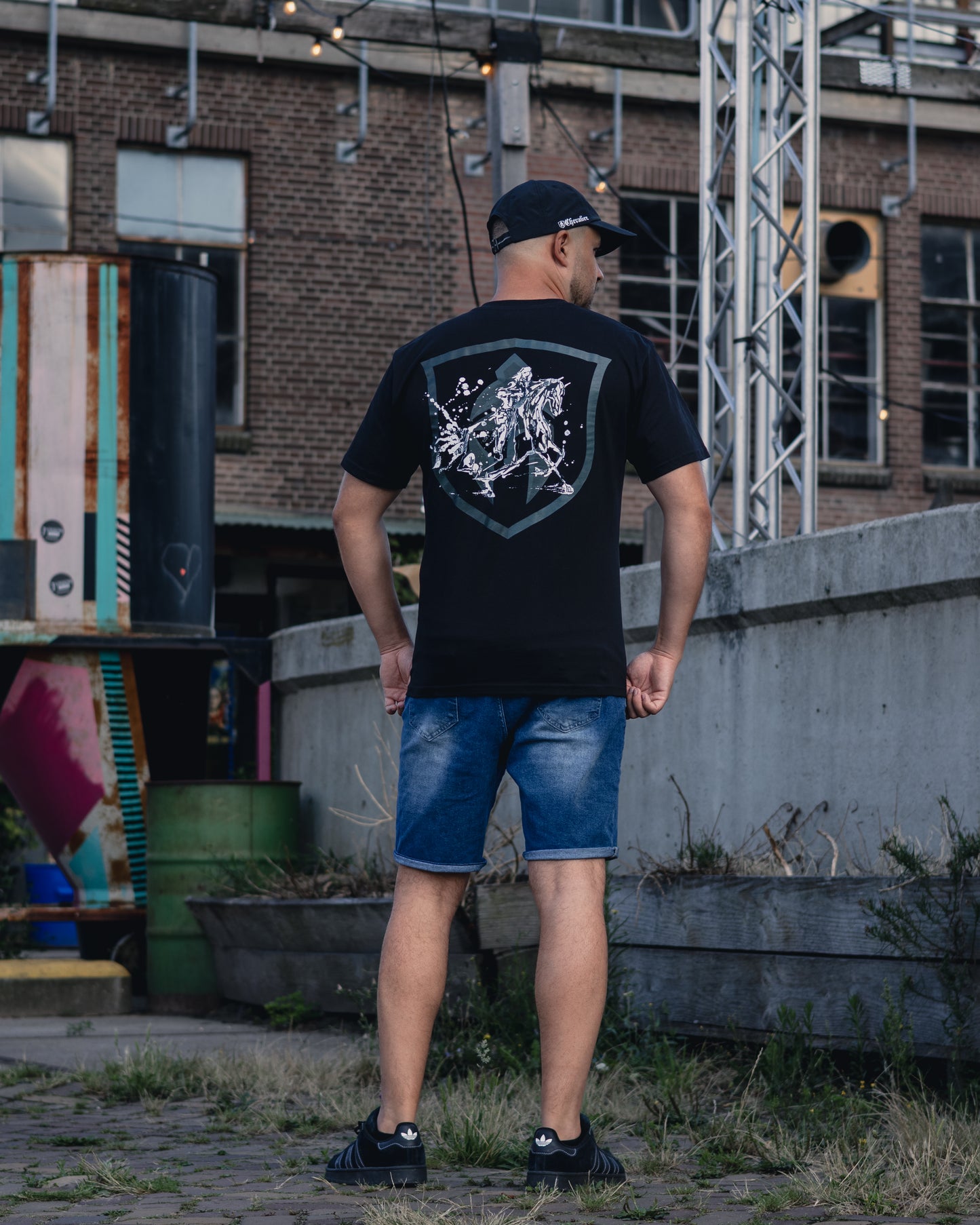 DÉFENDRE T-SHIRT