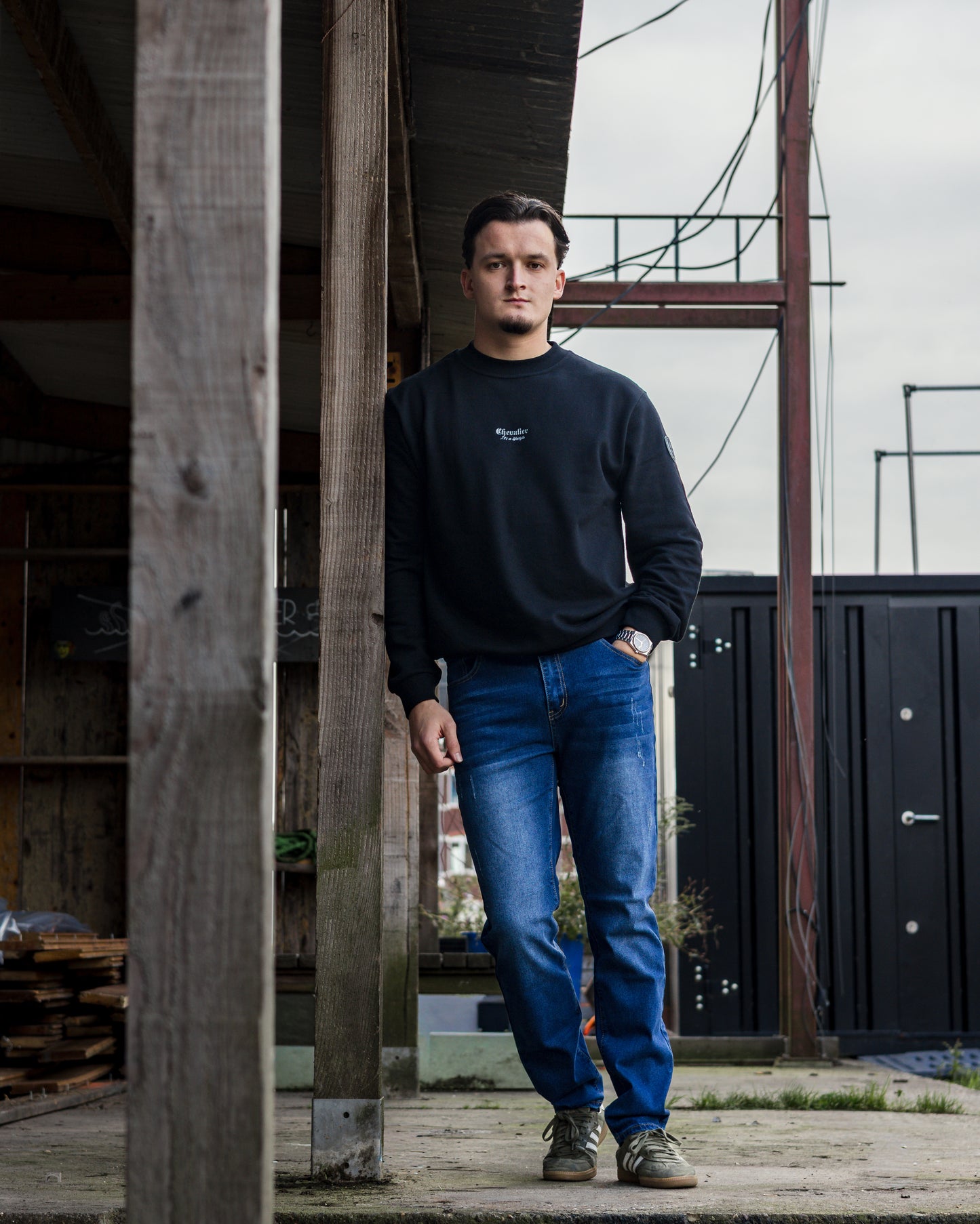 ICON SWEATER ZWART