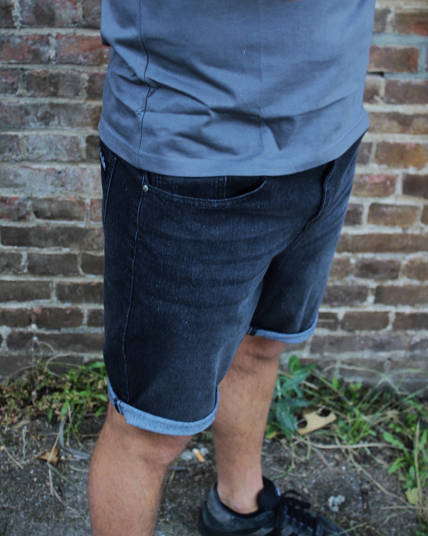 DENIM SHORTS ZWART