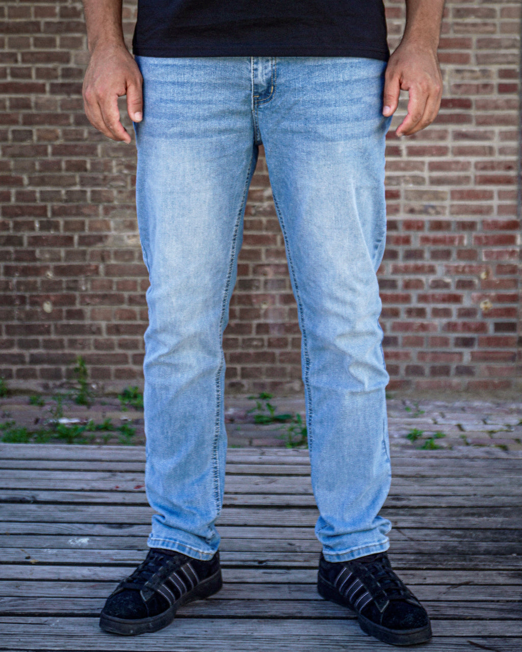 DENIM JEANS LICHTBLAUW