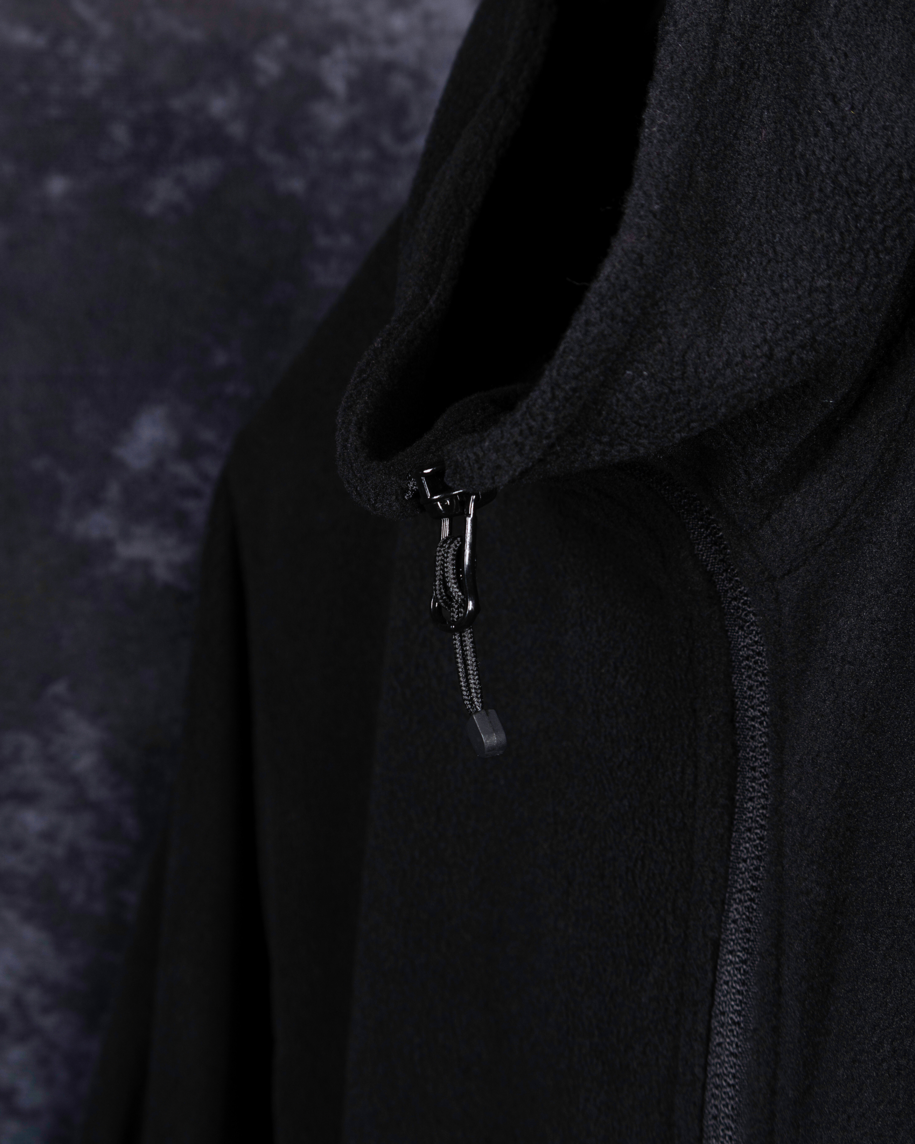 FLEECE VEST