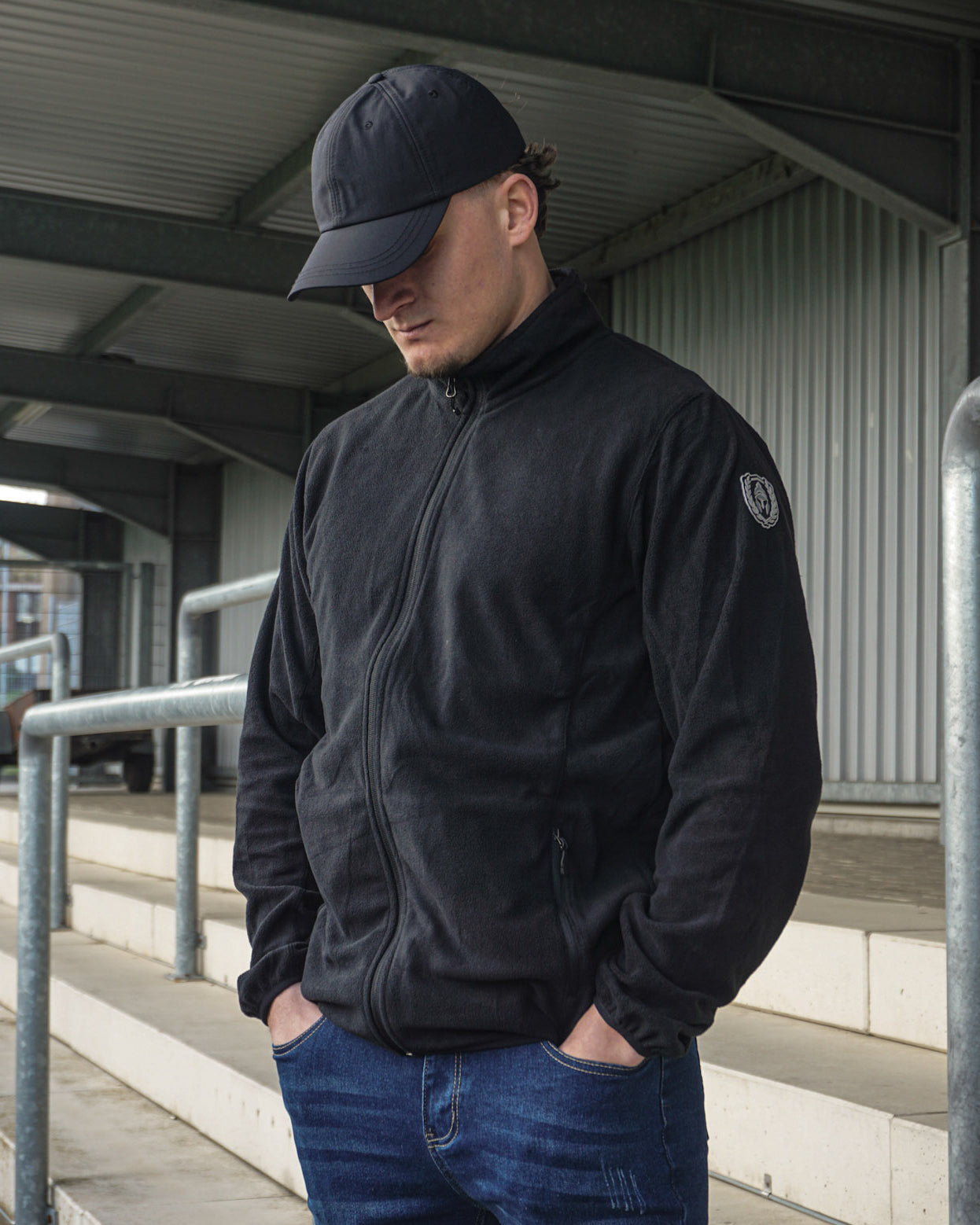 FLEECE VEST