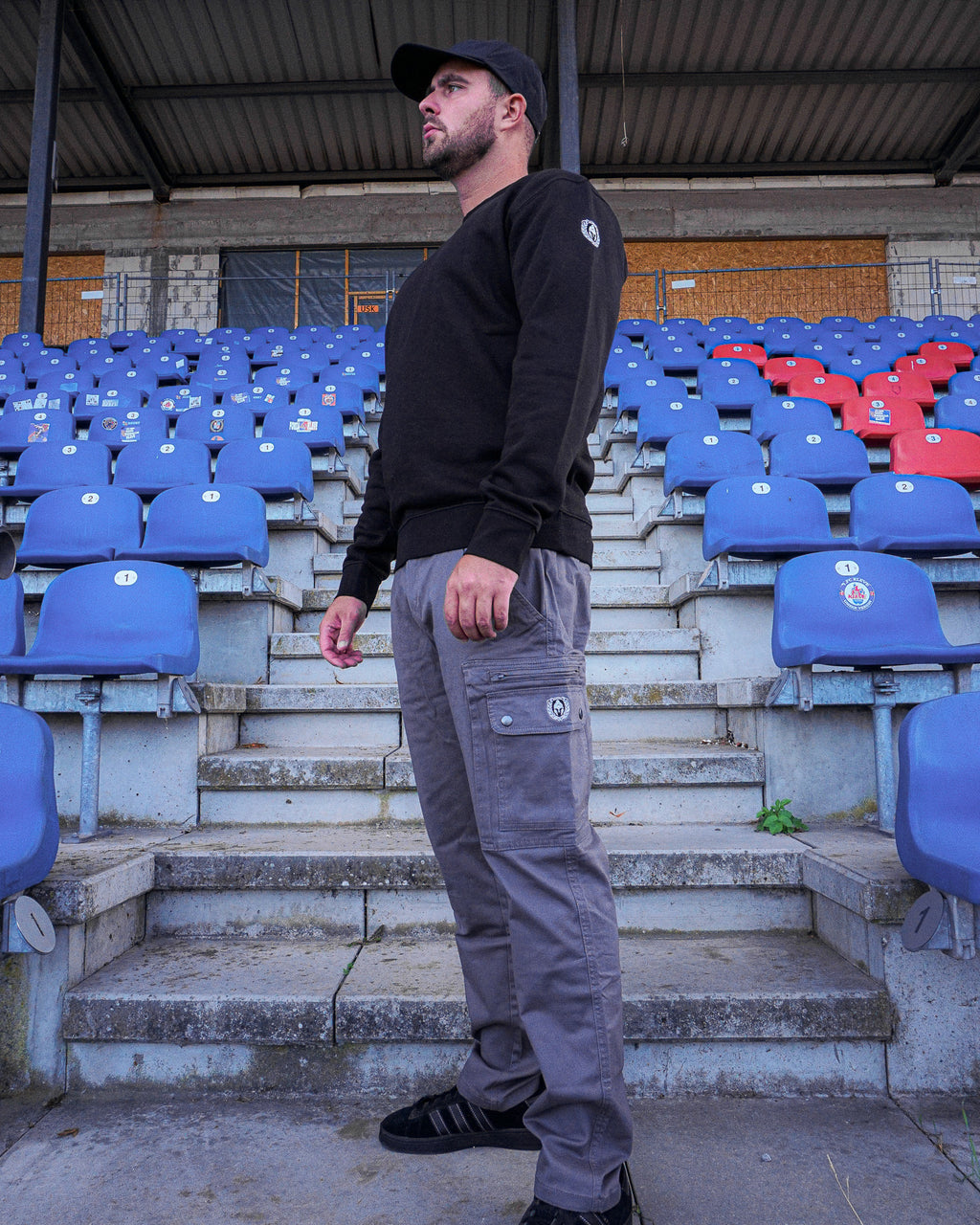 ICON SWEATER