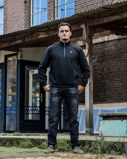 CHEVALIER | SWEATER MIT HALF REISSVERSCHLUSS SCHWARZ
