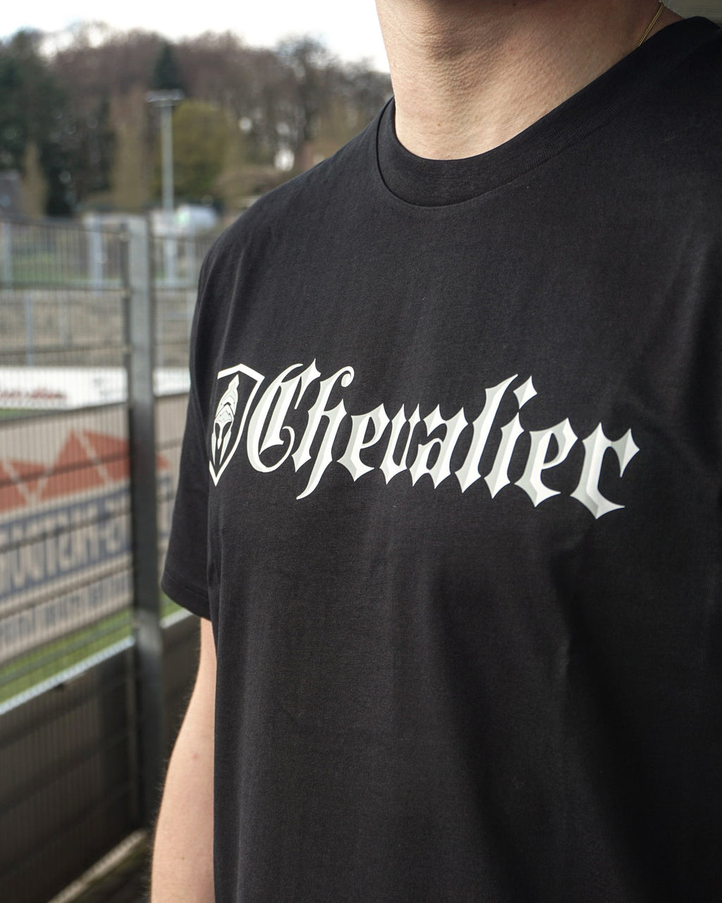CLASSIC T-SHIRT