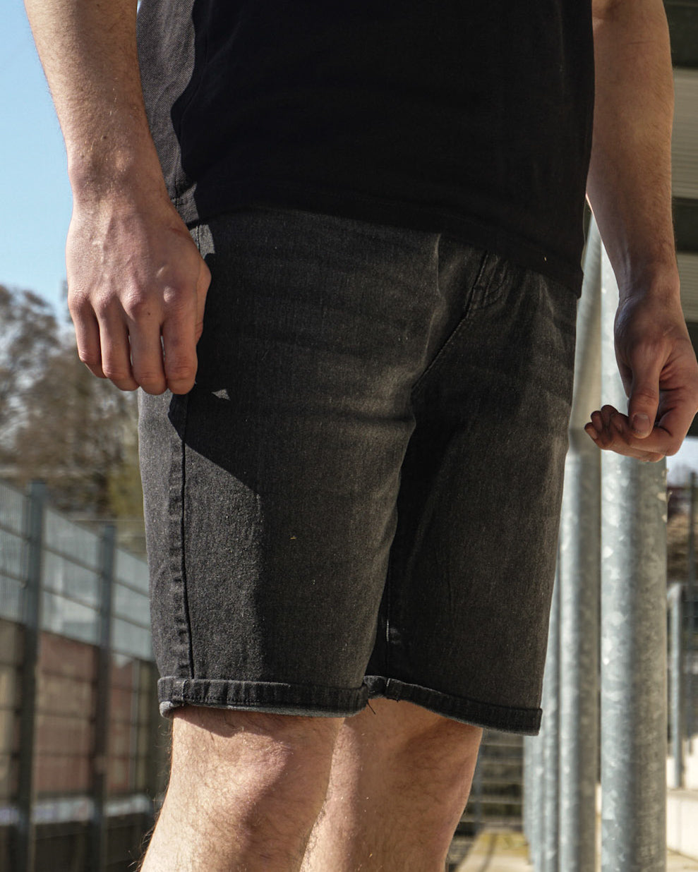 DENIM SHORTS ZWART