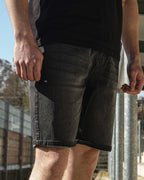 DENIM SHORTS ZWART