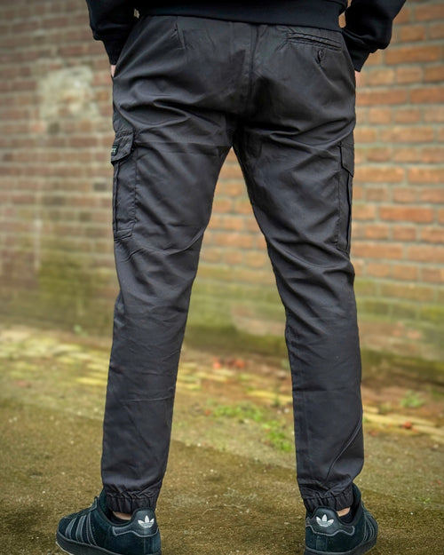 CARGOBROEK ZWART
