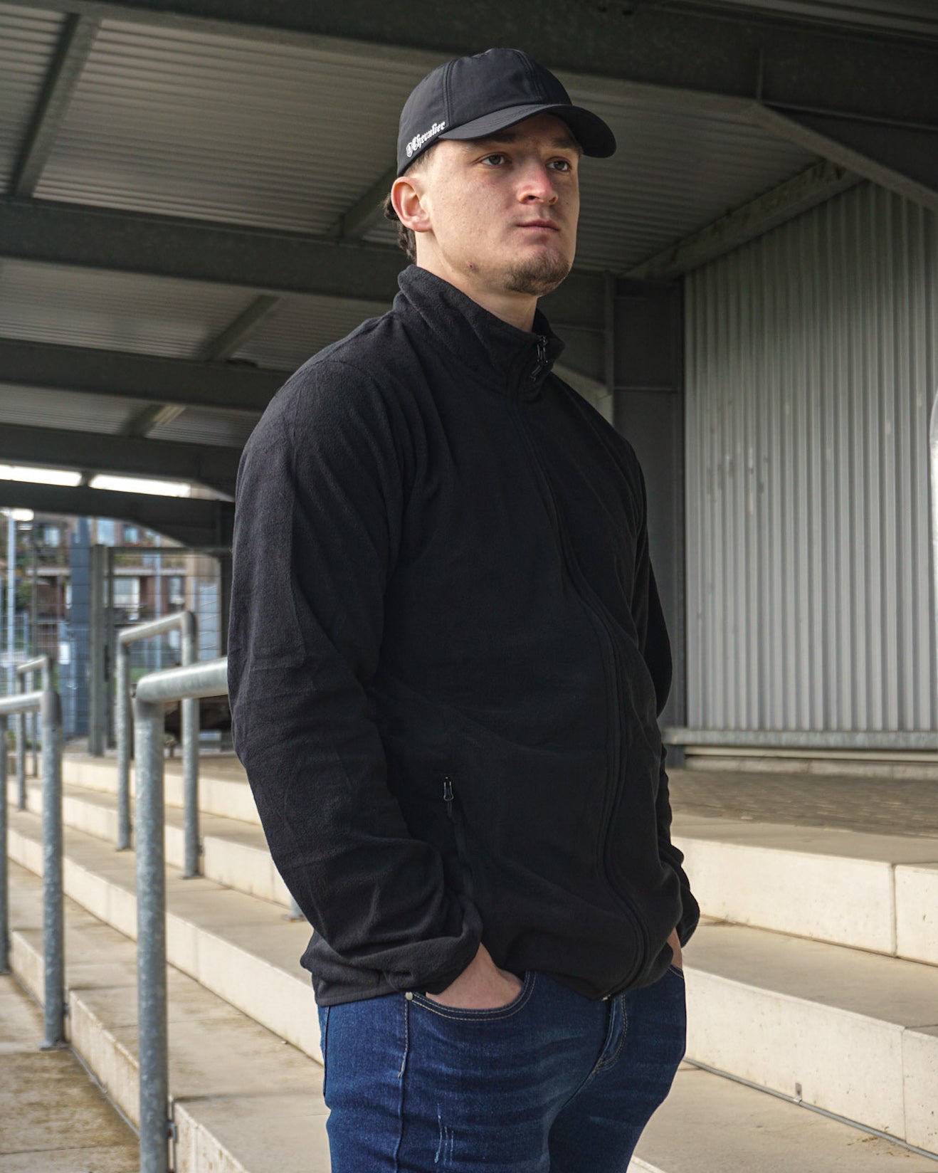 FLEECE VEST