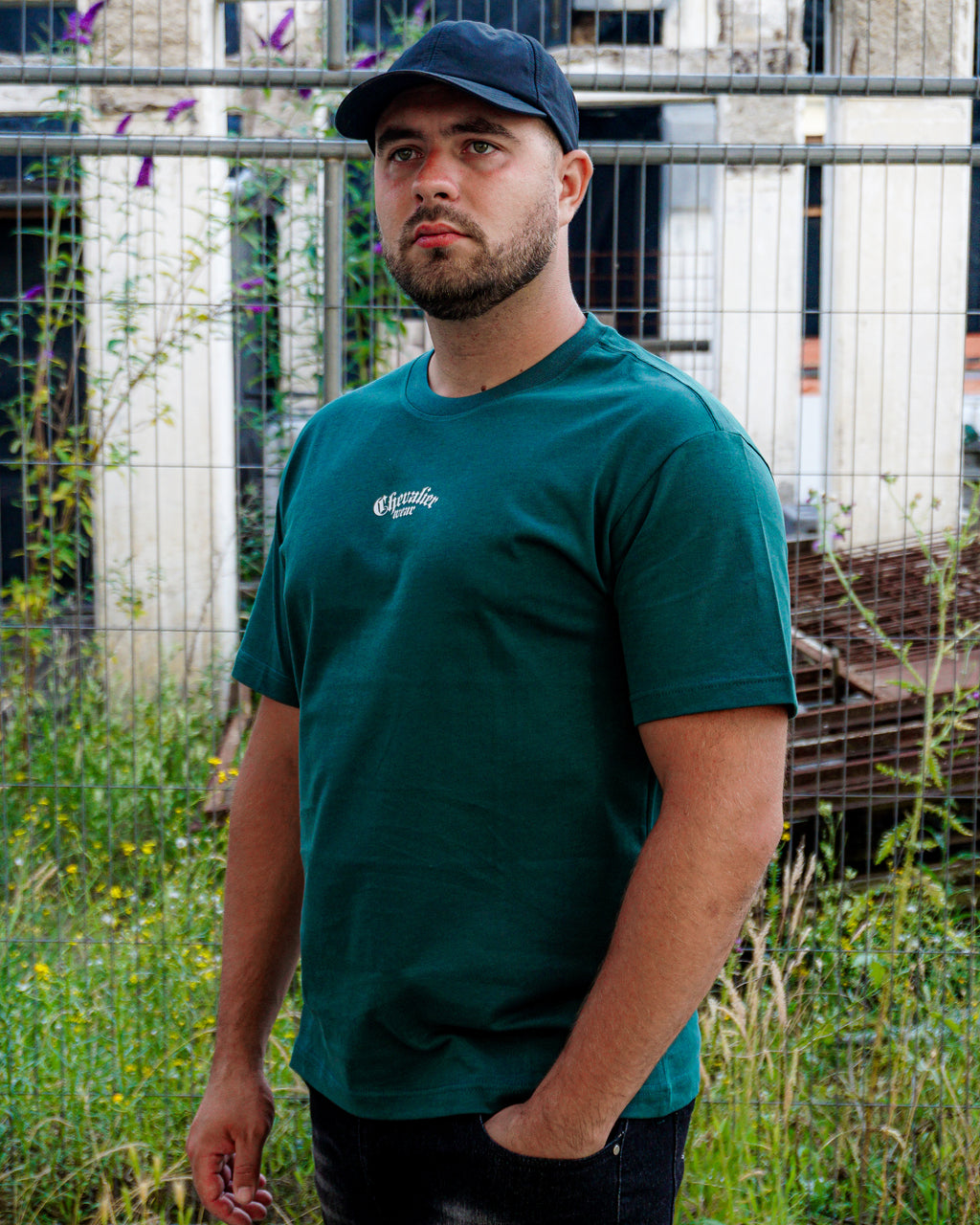 ESSENTIAL T-SHIRT