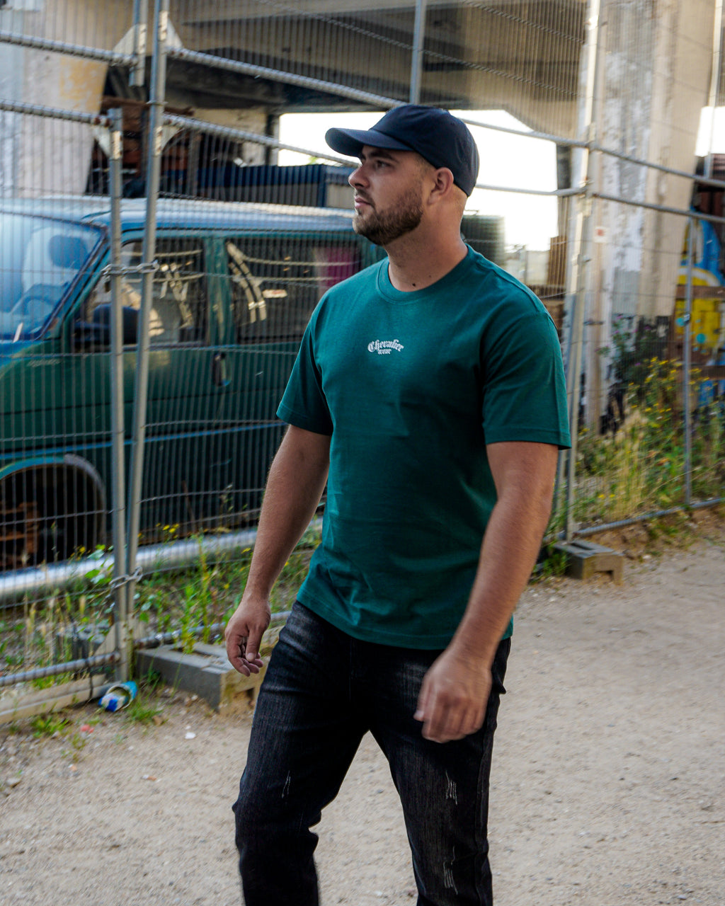 ESSENTIAL T-SHIRT