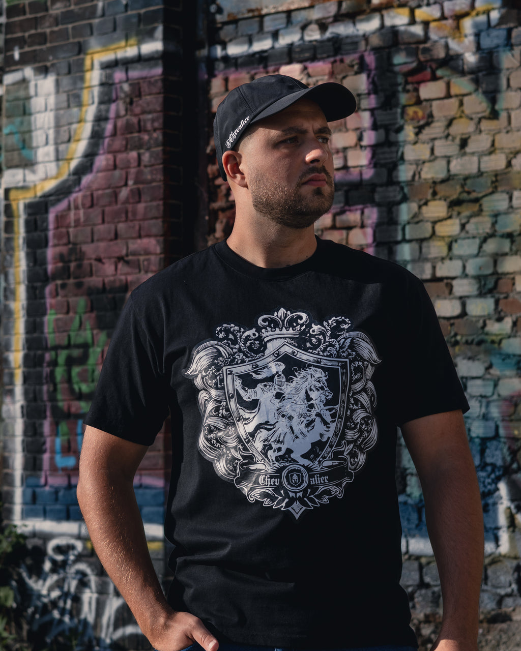 CHEVALIER | SCHILD-T-SHIRT