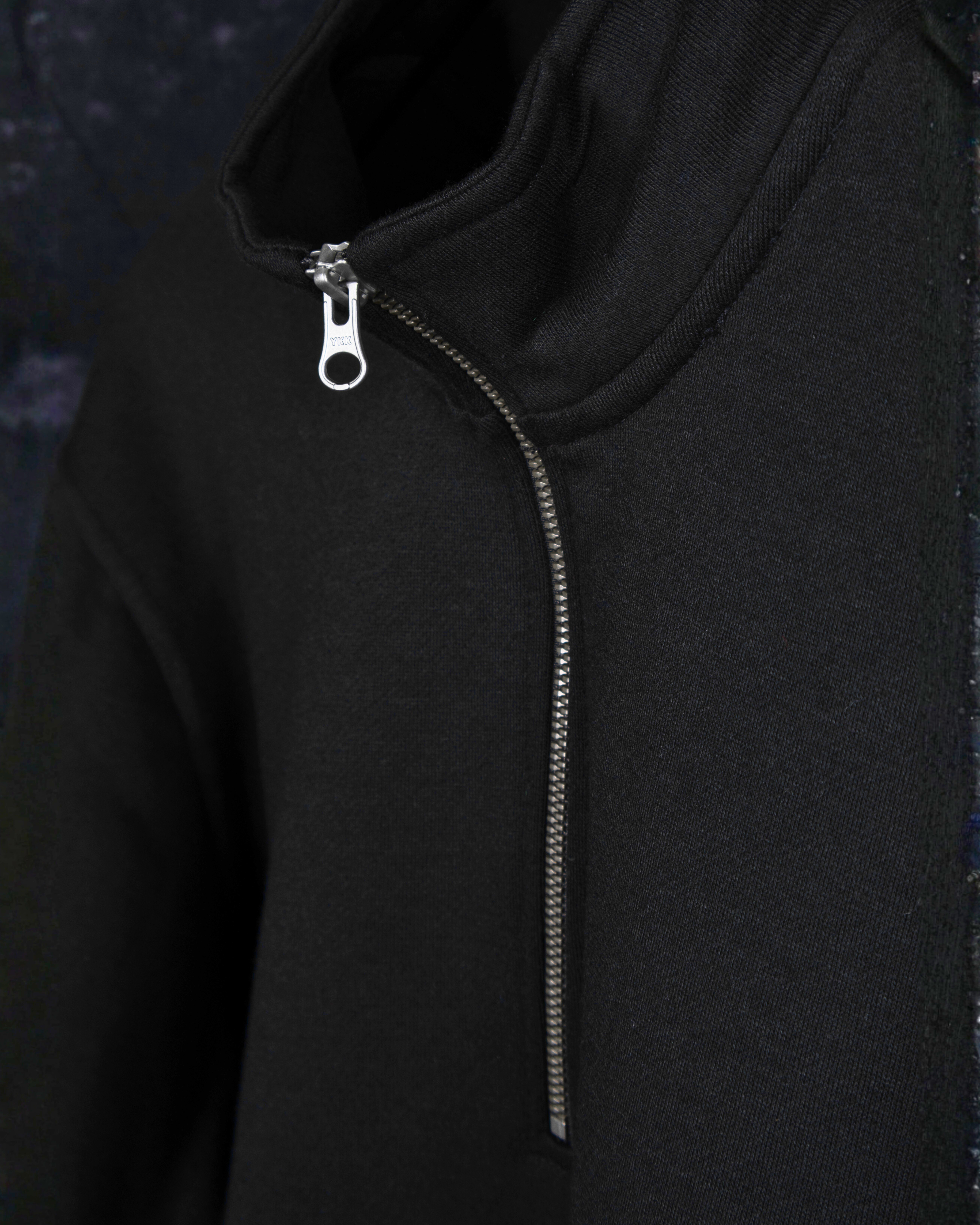 HALF ZIP ICON SWEATER ZWART
