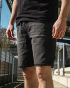 DENIM SHORTS ZWART