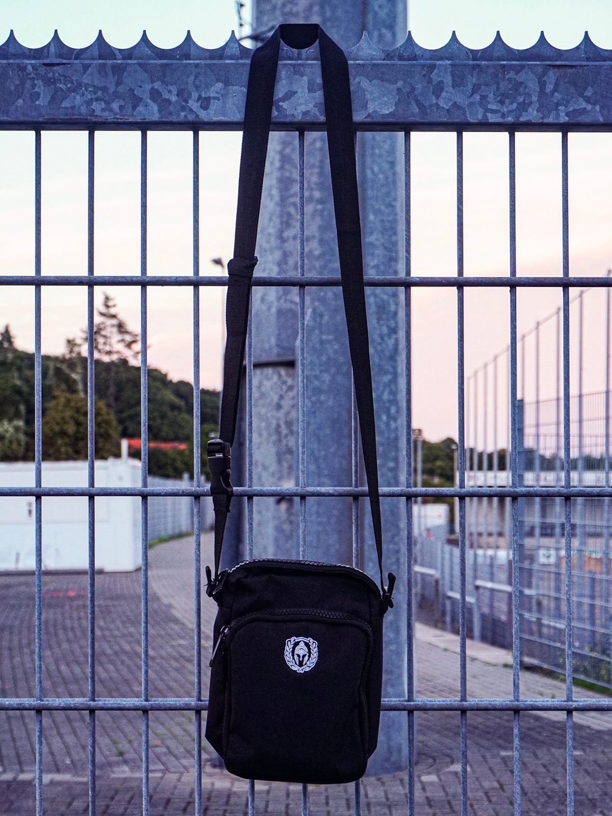 ICON SCHOUDERTAS